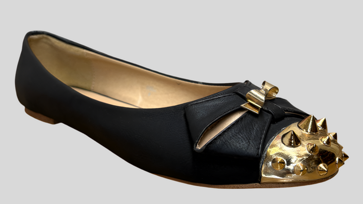 Frontal Spiked Ballet Flats with Bow Tie Detail