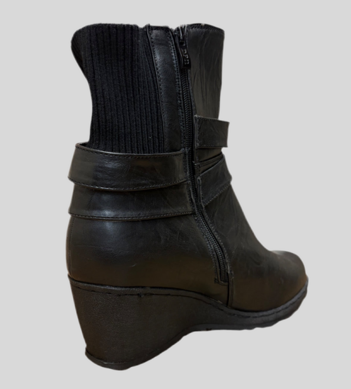 Solid Wedge Heel Boots with Ribbed Top & Buckle Detail