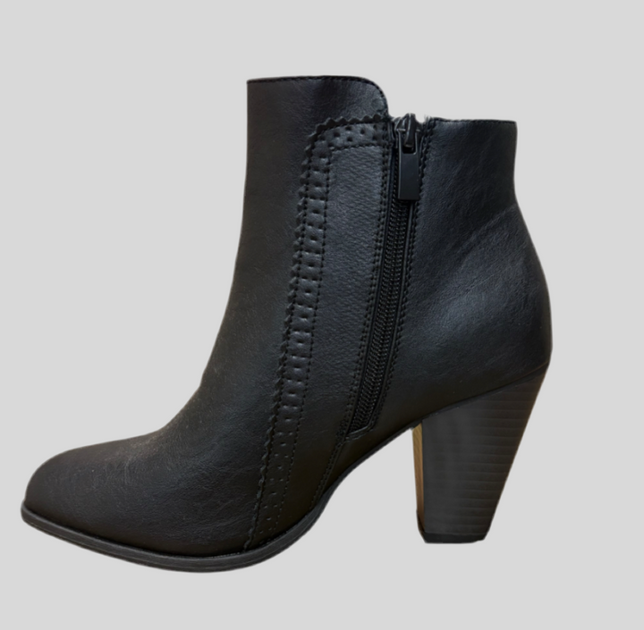 Ankle Booties with Two-Sided Zipper Design