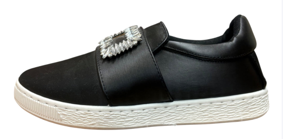 Embellished Rhinestone Design Slip-on Shoes